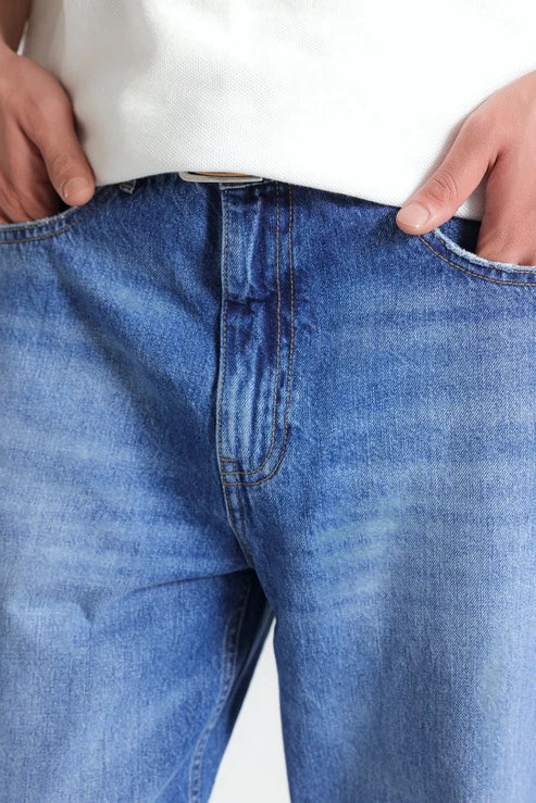 Straight Fit Jeans
