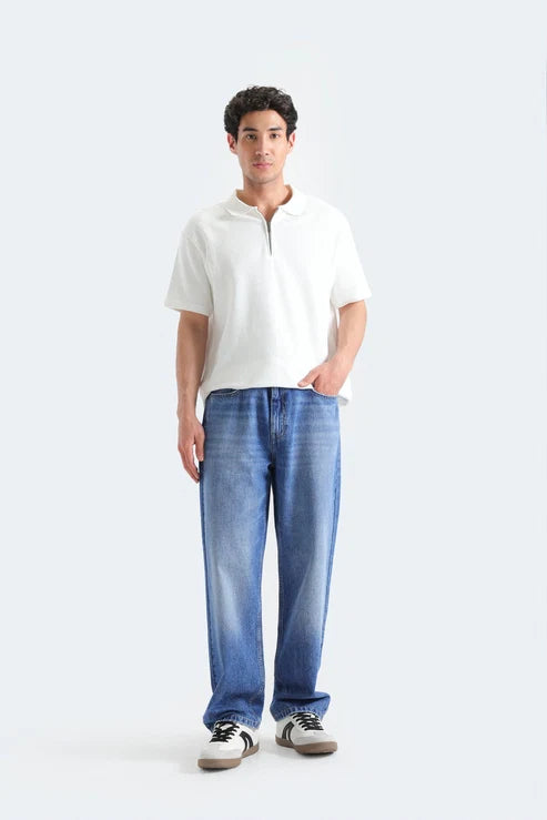 Straight Fit Jeans